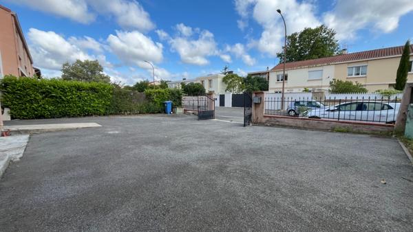 Maison Route d'Espagne 110 m2 Parking Garage