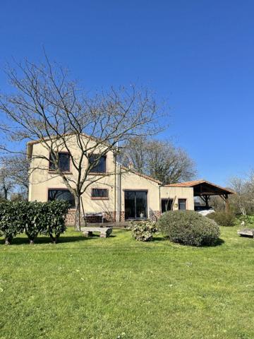 Maison en village - Saint-Georges-de-Montaigu