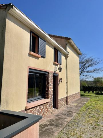 Maison en village - Saint-Georges-de-Montaigu