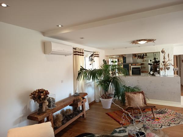 À vendre - Maison contemporaine, 5 pièces située à Privas (07000)