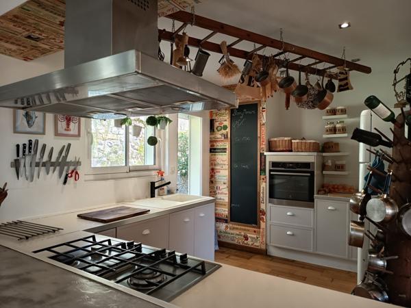À vendre - Maison contemporaine, 5 pièces située à Privas (07000)