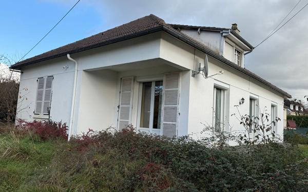 Maison à vendre    6 pièces • 131 m2 Mamers