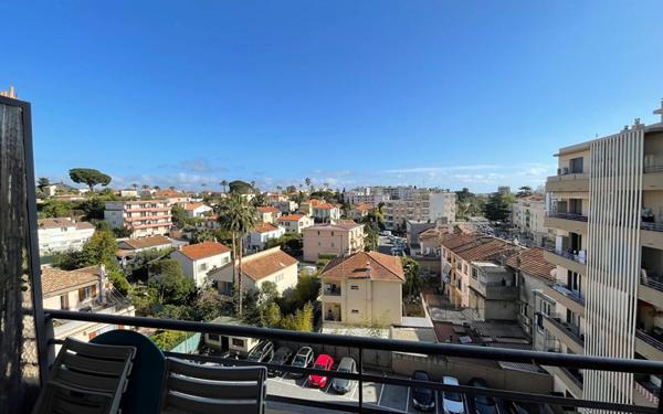 Appartement à louer    1 pièce •  Cagnes-sur-Mer