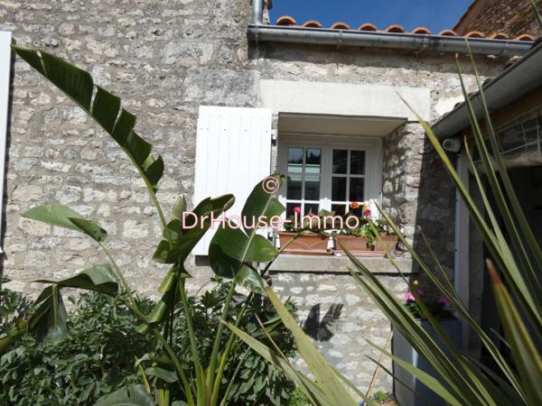 Maison à vendre 10 pièces de 300 m²