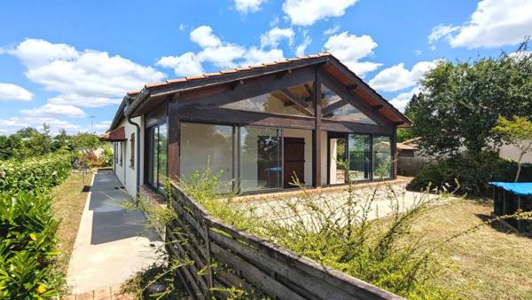 Plain-pied sur les hauteurs de Foulayronnes, secteur calme et recherché