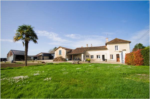 Maison à vendre 7 pièces SAINT MARTIN LA PALLU (86)