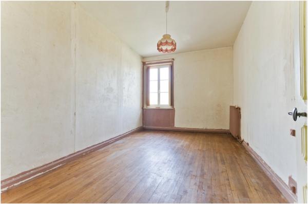 Maison à vendre 7 pièces SAINT MARTIN LA PALLU (86)