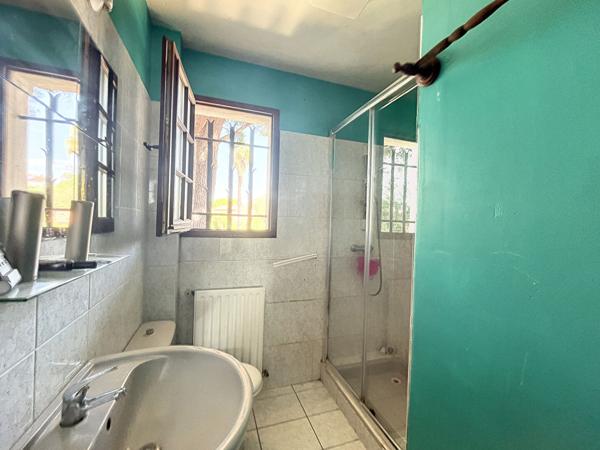 Maison à vendre à Fréjus - Un véritable havre de paix avec piscine !