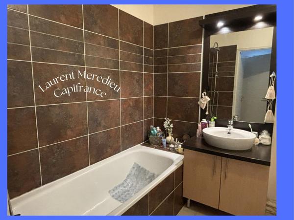 SAINT-ANDRÉ-DE-CUBZAC – APPARTEMENT AVEC TERRASSE, IDÉAL INVESTISSEUR