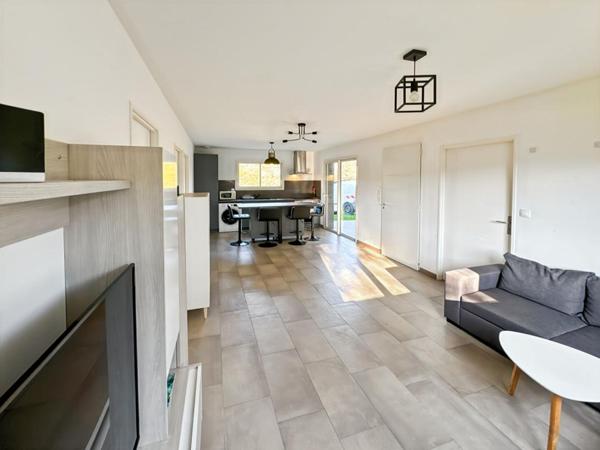 Maison Alata 4 pièce(s) 65 m2