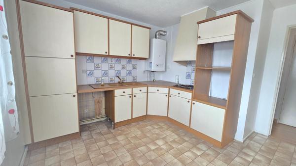 appartement T3 avec cave, parking et grand balcon