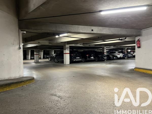 Parking à vendre 13,5 m² Clichy