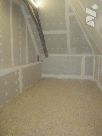 Grande propriété de 463 m2 habitable, grande dépendance et étang 6800 m2