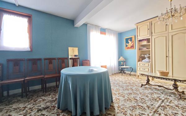 Appartement à vendre    2 pièces • 25 m2 Mazamet