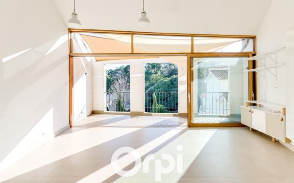 Maison à vendre    4 pièces • 116 m2 Marseille 6