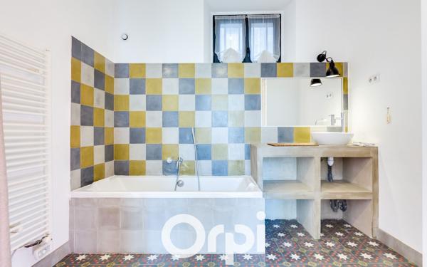 Maison à vendre    4 pièces • 116 m2 Marseille 6