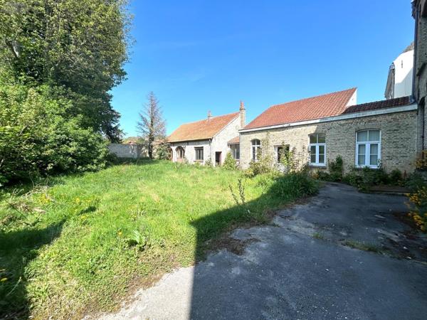 Immeuble à vendre à Bergues dans le Nord (59380), ref : G1228