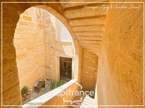 Bordeaux (33), quartier Saint-Michel, superbe appartement T3 en duplex dans un bel immeuble en pierre