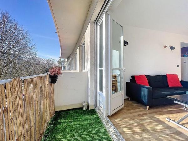 Très bel appartement 3 pièces baigné de lumière - Croix de Berny