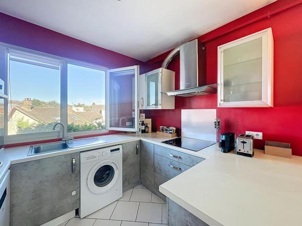 Très bel appartement 3 pièces baigné de lumière - Croix de Berny