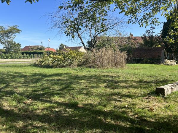 Vente Terrain104 m² - FARGES ALLICHAMPS (18200)