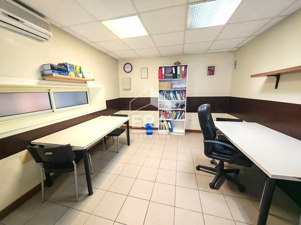 Bureaux / Local commercial à vendre à Marseille - 13004