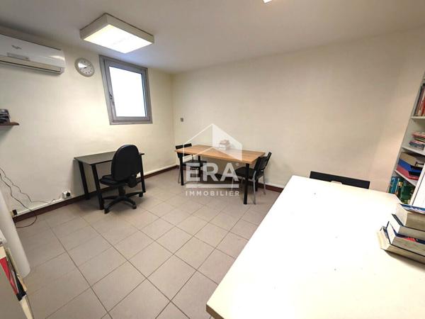 Bureaux / Local commercial à vendre à Marseille - 13004