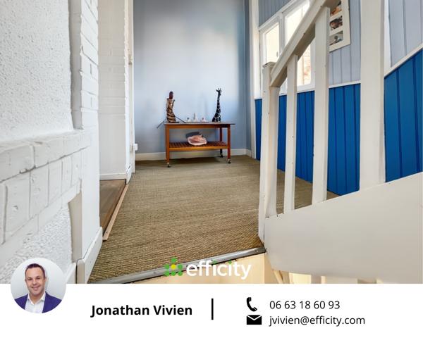 Maison
         9 pièces
        - 201 m² 945 000 € *