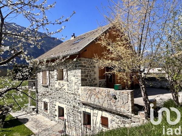 Appartement à vendre 4 pièces 99 m² Le Bourg-d'Oisans
