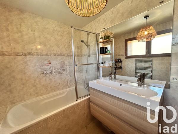 Appartement à vendre 4 pièces 99 m² Le Bourg-d'Oisans