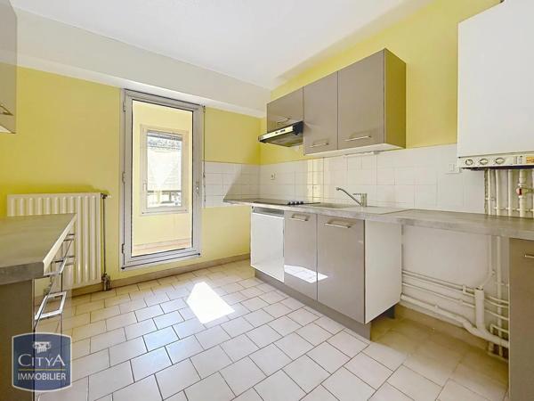 Appartement à louer 3 pièces 70.12m²