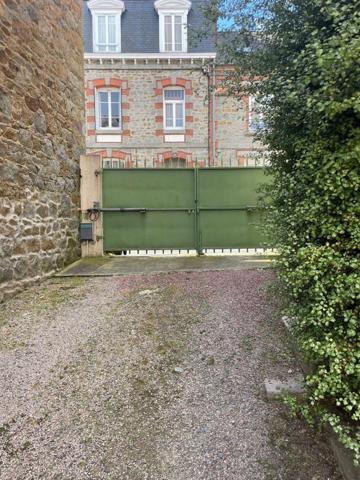 Maison à vendre à Saint-Brieuc dans les Côtes-d'Armor (22000), ref : MAIS-182 Centre