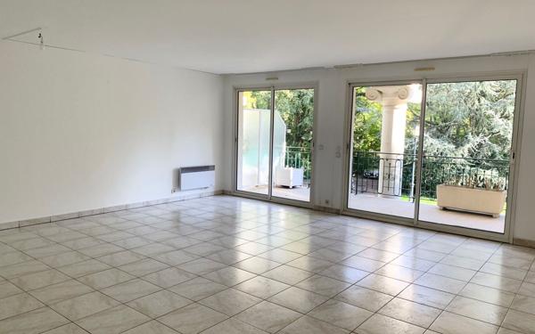 Appartement à vendre    4 pièces • 87 m2 La Varenne - Saint-Maur-des-Fossés