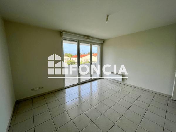 Location Appartement 2 pièces 35.32 m² - 7 QUATER RUE PAUL BEME Le Passage 47520