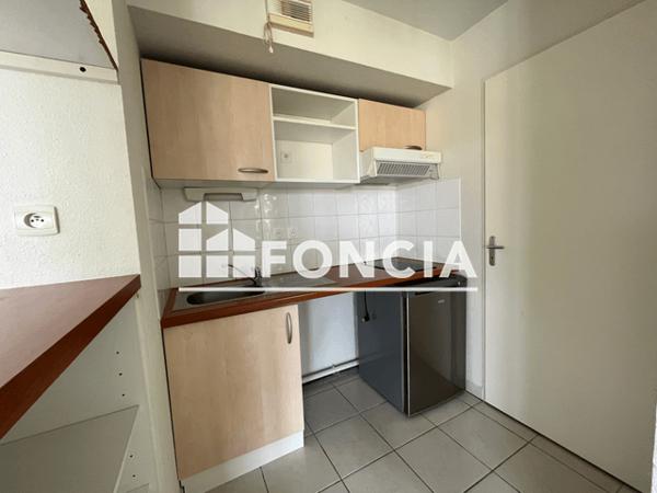Location Appartement 2 pièces 35.32 m² - 7 QUATER RUE PAUL BEME Le Passage 47520