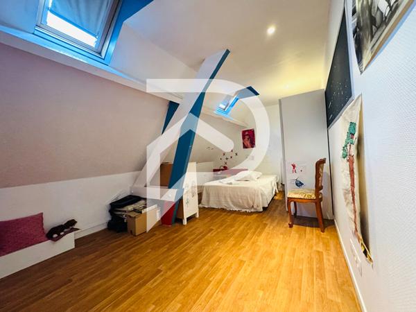 Immeuble 12 pièces 340 m2