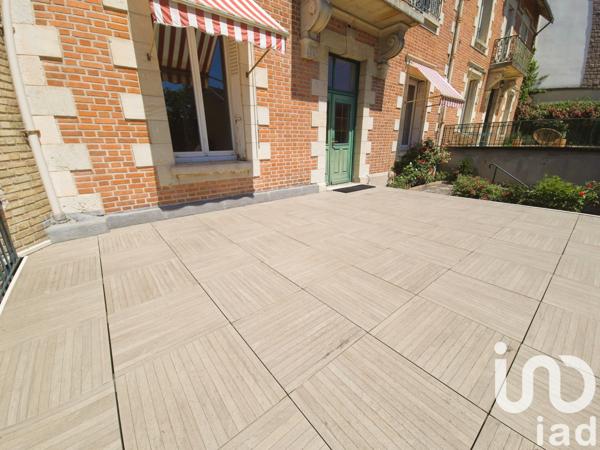 Maison à vendre 9 pièces 238 m² Vichy