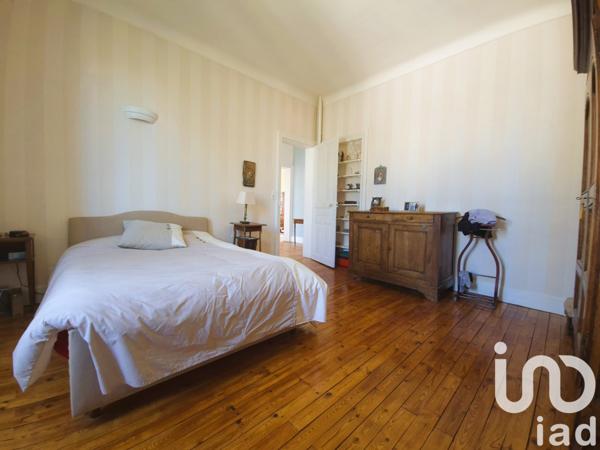 Maison à vendre 9 pièces 238 m² Vichy