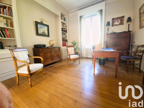 Maison à vendre 9 pièces 238 m² Vichy