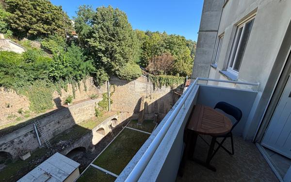 Appartement à vendre    4 pièces • 120 m2 Caluire-et-Cuire