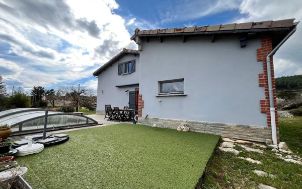 Maison à vendre    4 pièces •  Saint-Paul-le-Jeune