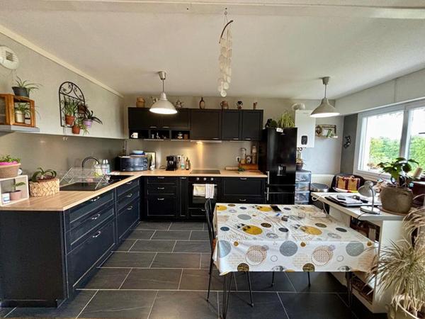 Appartement 50m²  - 2 pièces lumineux avec balcons - Secteur recherché de Nevers - Investisseur