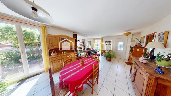 Maison de plain-pied lumineuse avec grand garage, à 5 min de la gare et de l’A43.