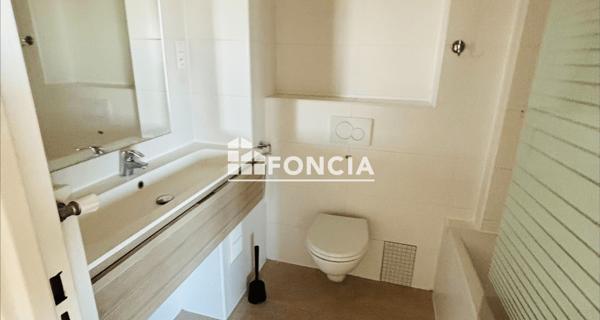 Location Appartement 5 pièces 113 m² - Saint-cloud 92210