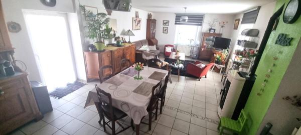Maison de caractère - très soignée avec sa grange - CLASSE D