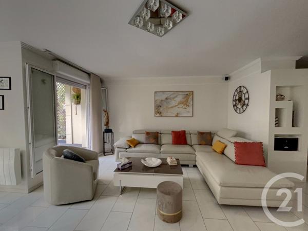 Appartement F5 à vendre  5 pièces - 80,17 m2 DRANCY - 93