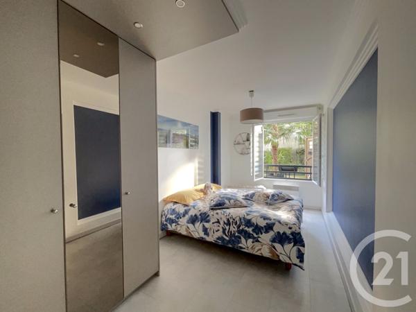 Appartement F5 à vendre  5 pièces - 80,17 m2 DRANCY - 93