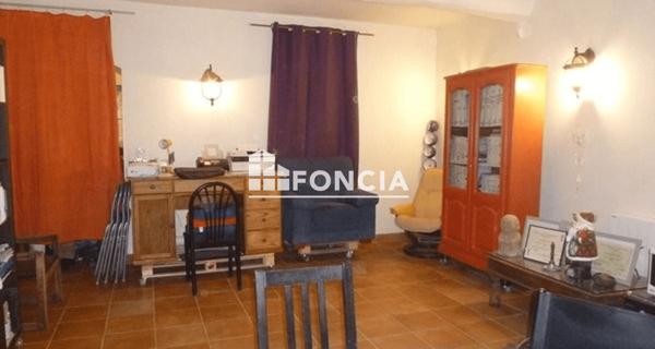 À vendre Appartement 2 pièces 54 m² - Puget-théniers 06260