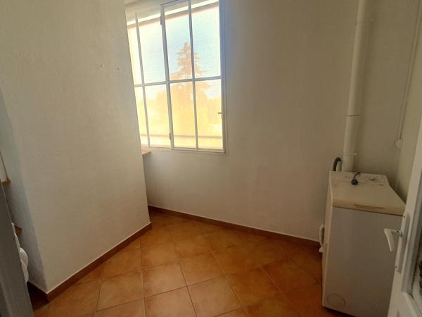 Appartement T2/T3, avec ascenseur + clim...