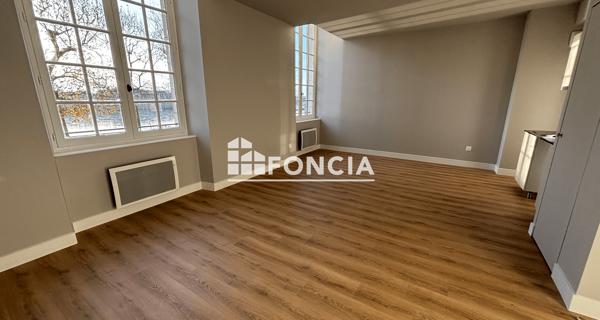 Location Appartement 3 pièces 66.42 m² - Blois 41000